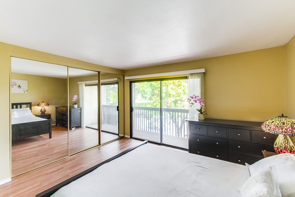 Virtual tour photo 18 of 38 for 9423 Gold Coast Dr