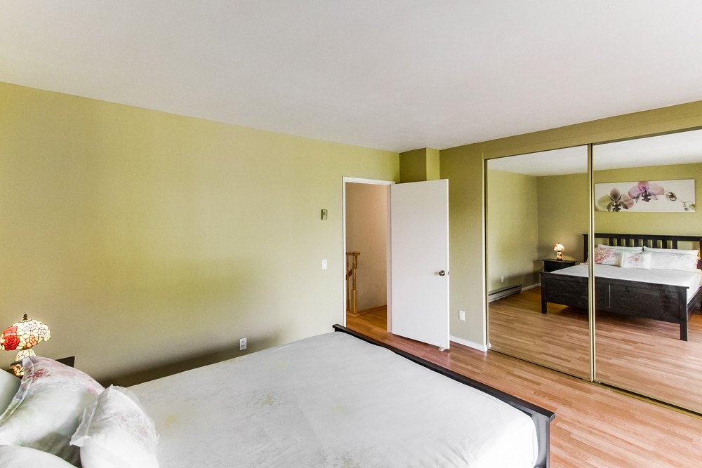 Virtual tour photo 20 of 38 for 9423 Gold Coast Dr