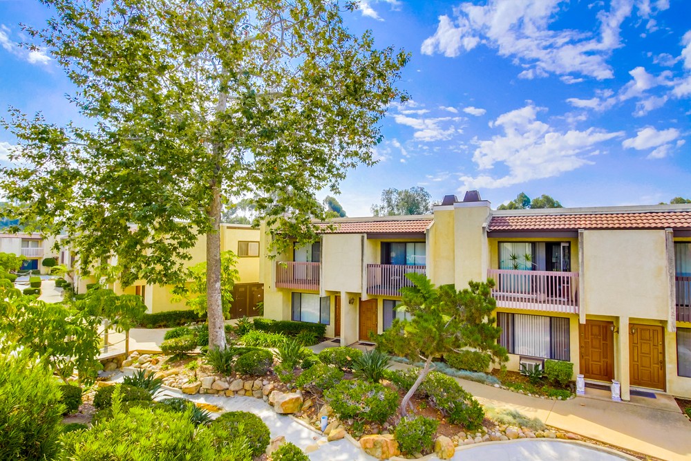 Virtual tour photo 30 of 38 for 9423 Gold Coast Dr