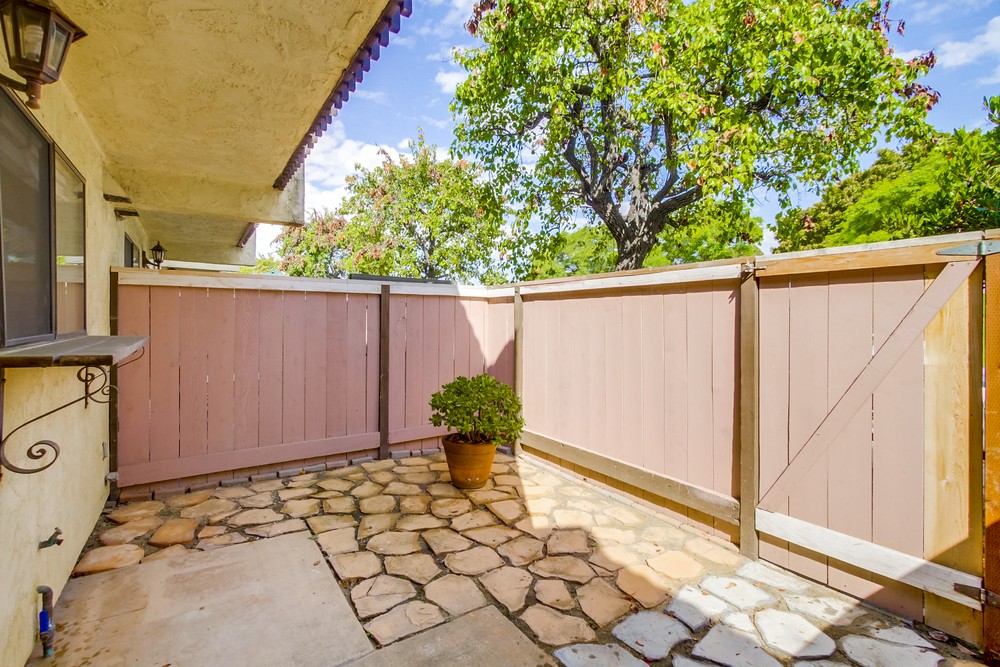 Virtual tour photo 32 of 38 for 9423 Gold Coast Dr