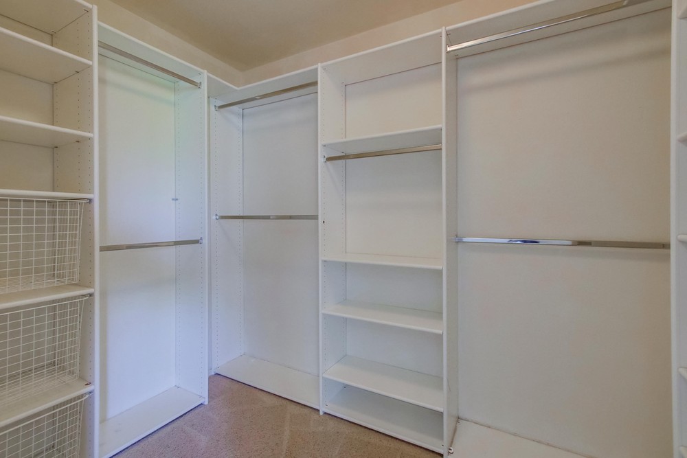 Virtual tour photo 25 of 40 for 9426 Galvin Ave