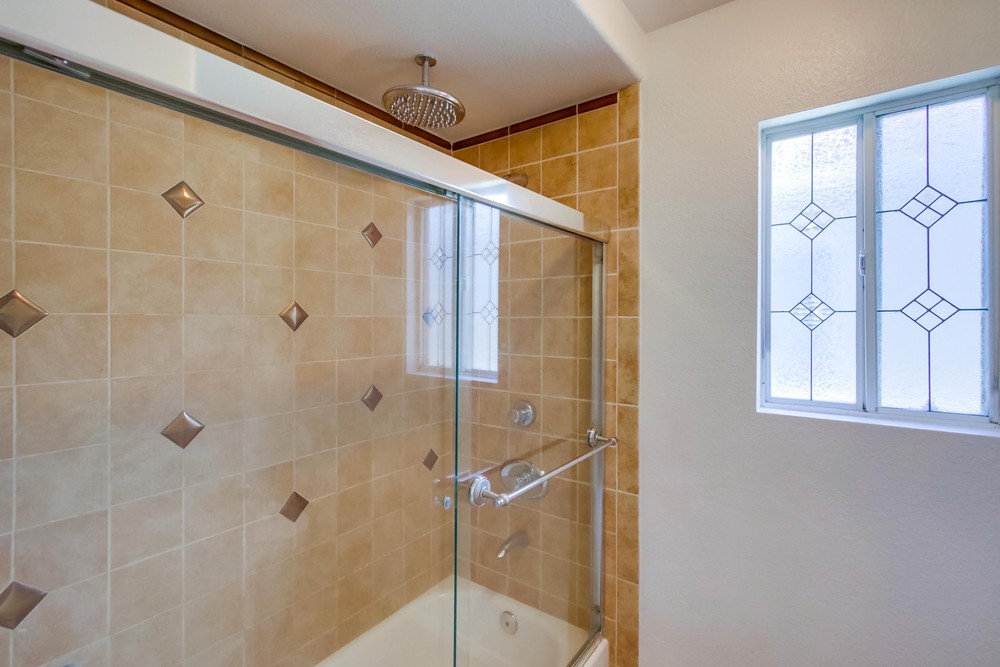 Virtual tour photo 27 of 40 for 9426 Galvin Ave