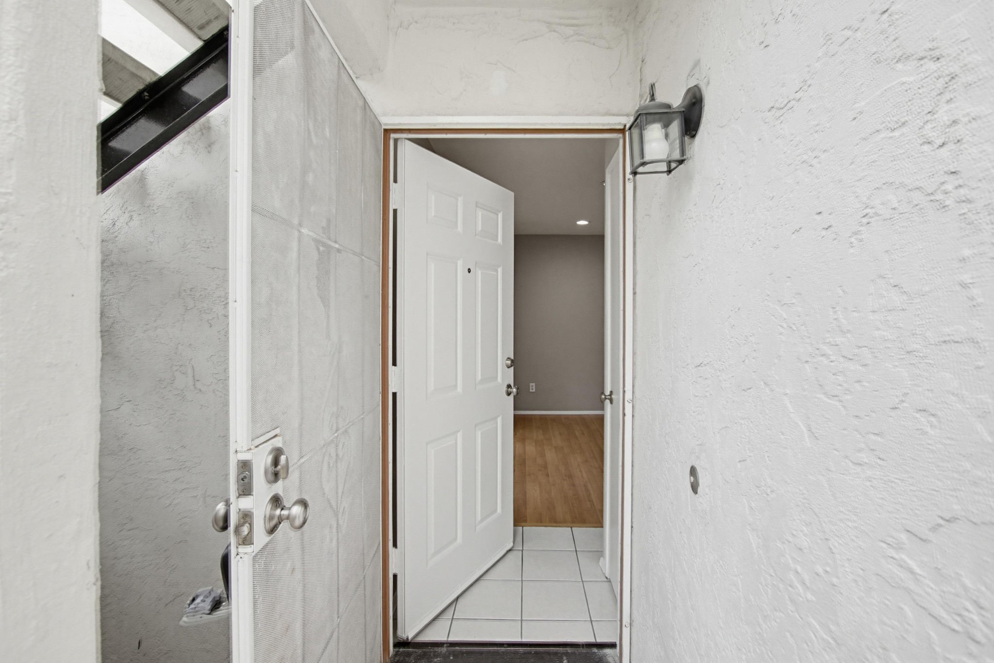 Virtual tour photo 6 of 45 for 9439 Fairgrove Ln UNIT 102