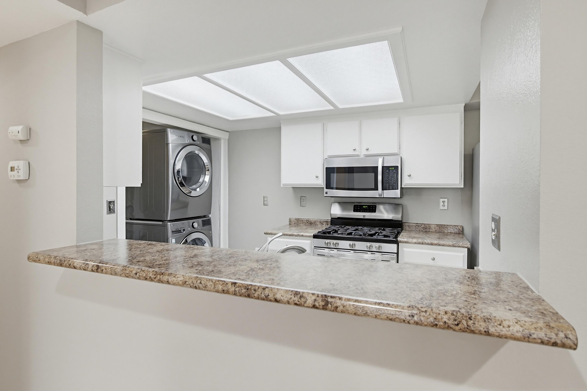 Virtual tour photo 19 of 45 for 9439 Fairgrove Ln UNIT 102