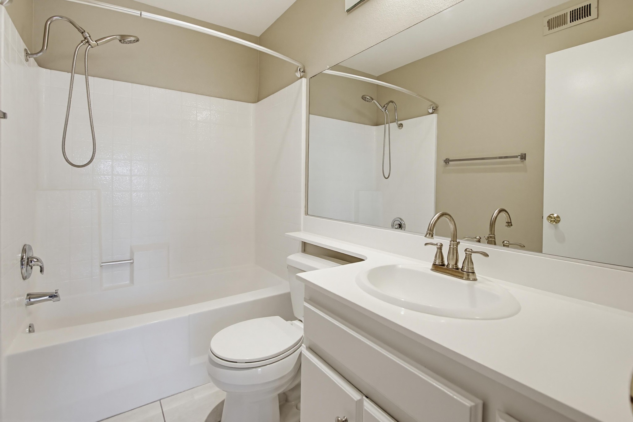 Virtual tour photo 25 of 45 for 9439 Fairgrove Ln UNIT 102