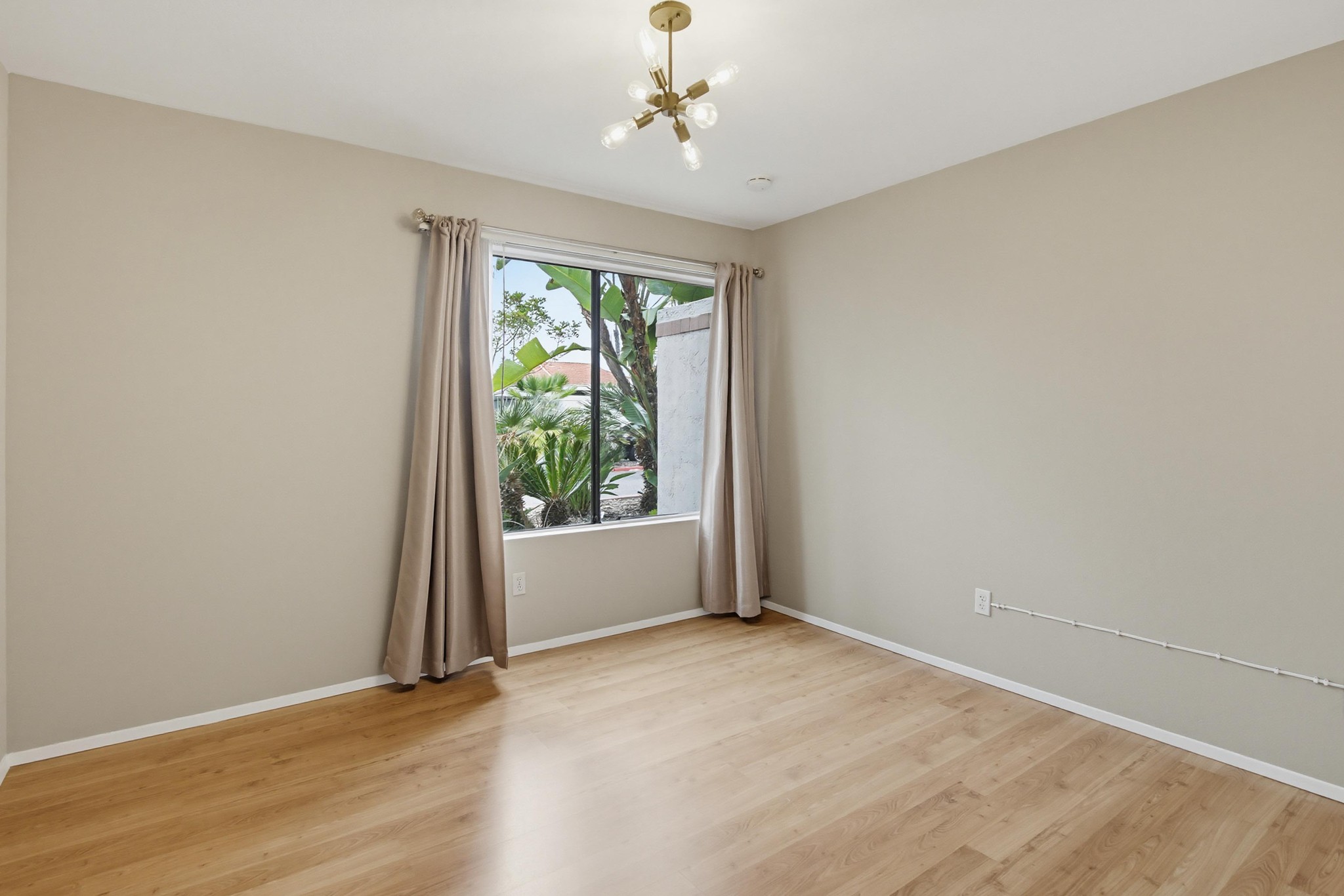 Virtual tour photo 26 of 45 for 9439 Fairgrove Ln UNIT 102