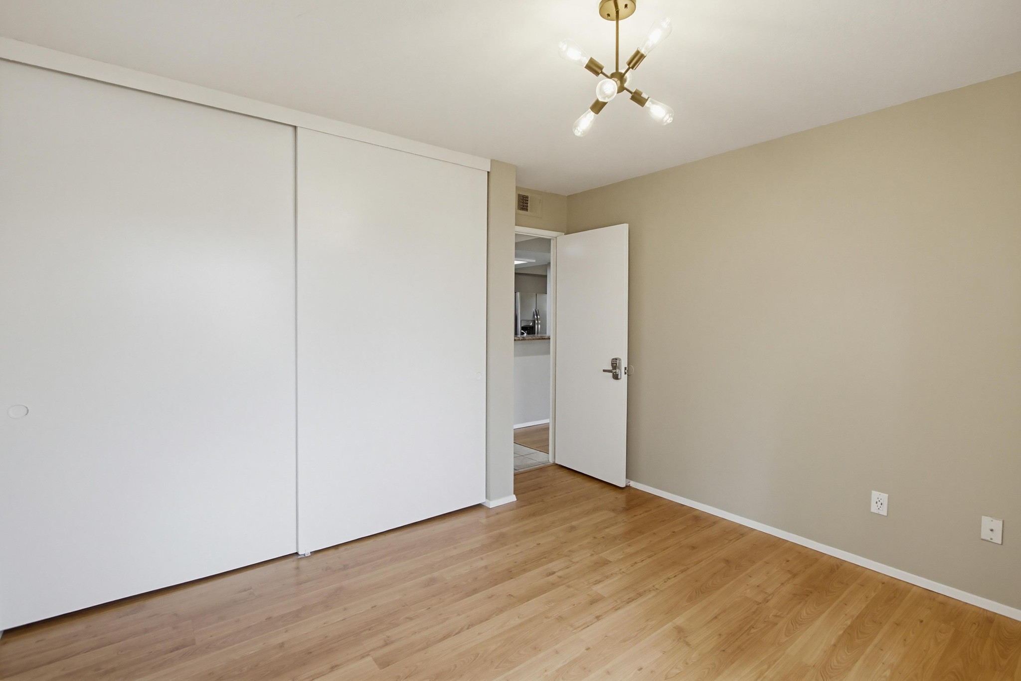 Virtual tour photo 29 of 45 for 9439 Fairgrove Ln UNIT 102