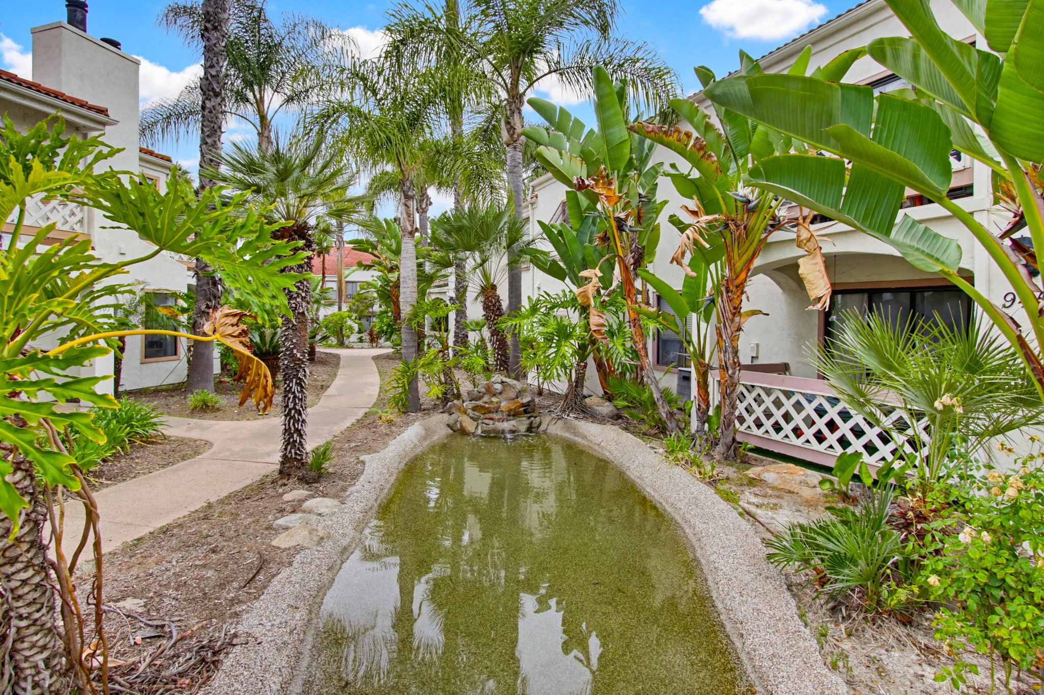 Virtual tour photo 36 of 45 for 9439 Fairgrove Ln UNIT 102