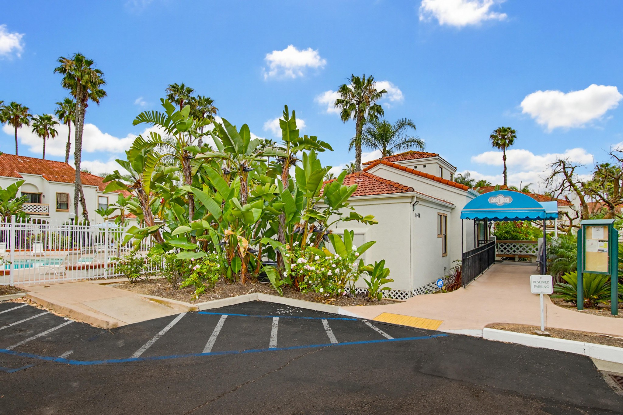 Virtual tour photo 40 of 45 for 9439 Fairgrove Ln UNIT 102