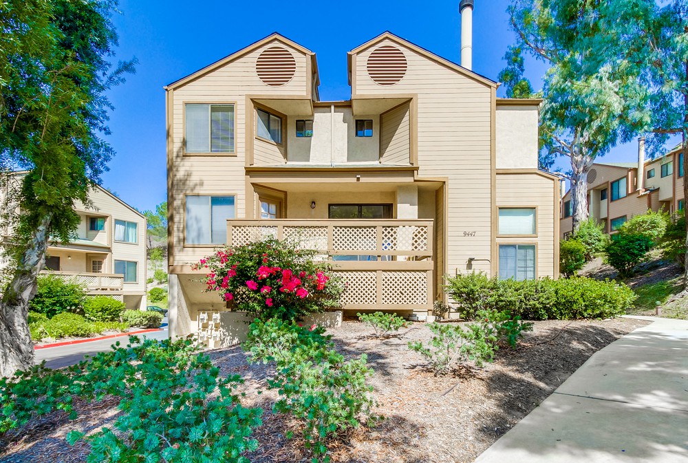 Virtual tour photo 6 of 59 for 9447 Lake Murray Blvd