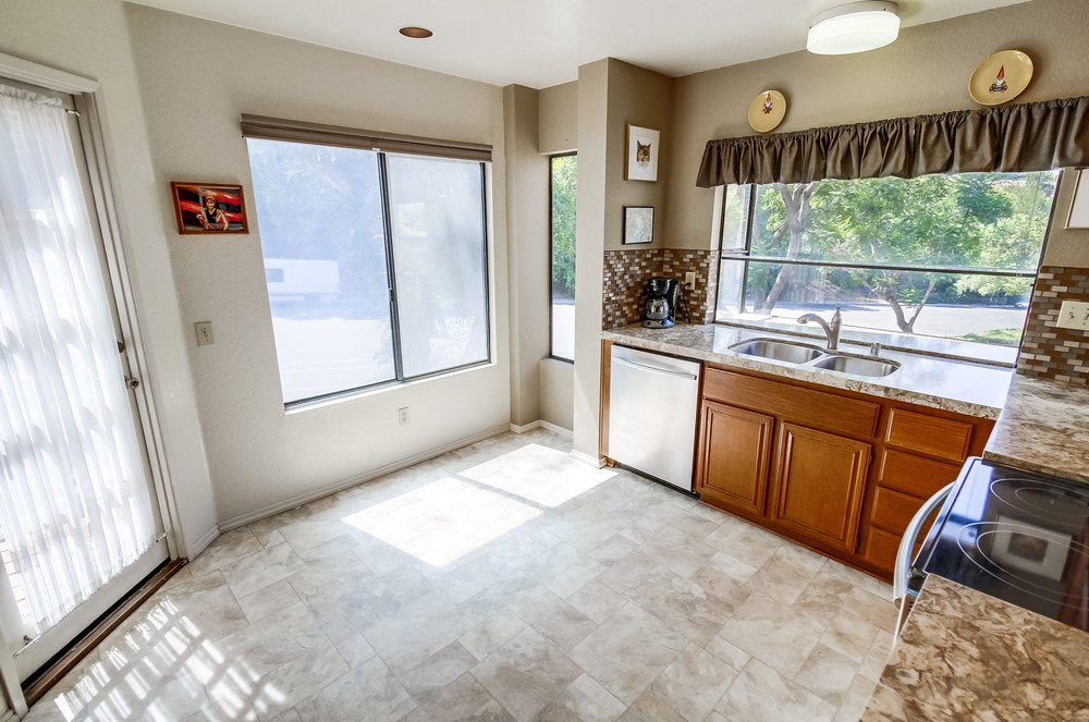 Virtual tour photo 26 of 59 for 9447 Lake Murray Blvd