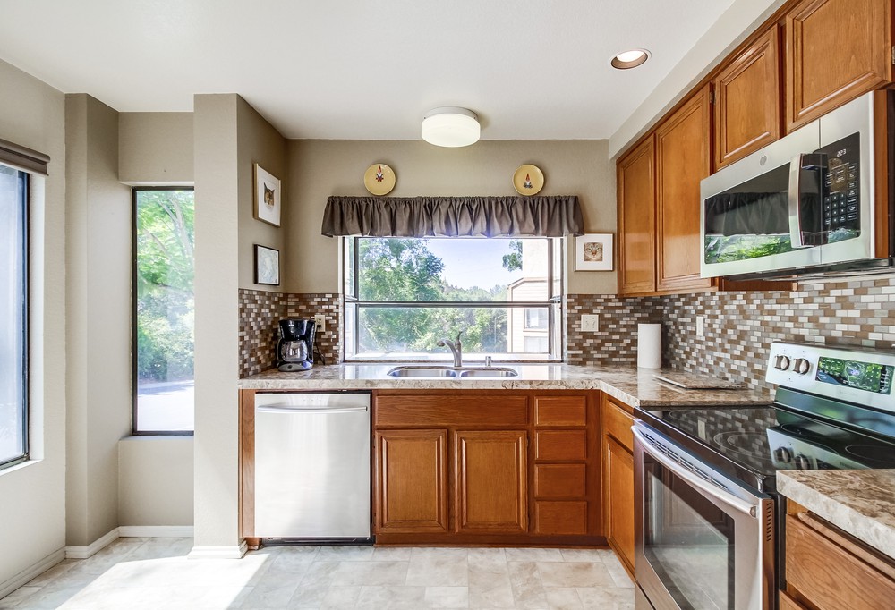 Virtual tour photo 27 of 59 for 9447 Lake Murray Blvd