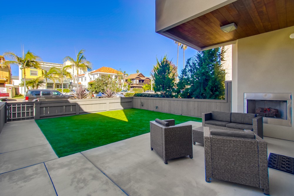 Virtual tour photo 10 of 78 for 945 Law St