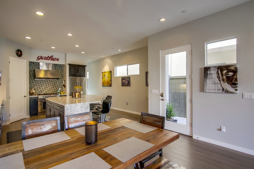 Virtual tour photo 18 of 78 for 945 Law St