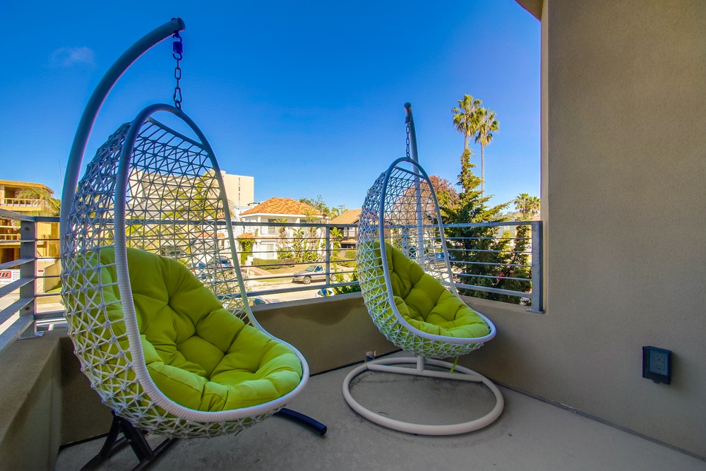 Virtual tour photo 37 of 78 for 945 Law St