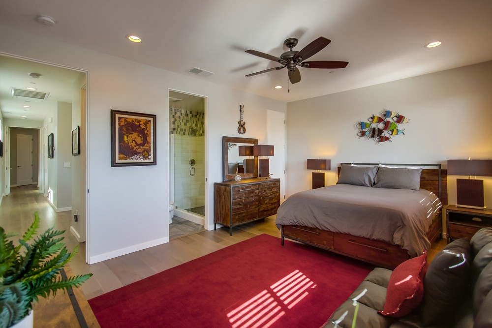 Virtual tour photo 39 of 78 for 945 Law St