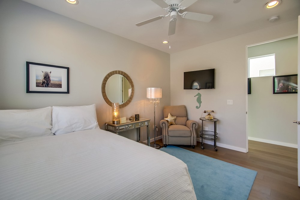 Virtual tour photo 43 of 78 for 945 Law St