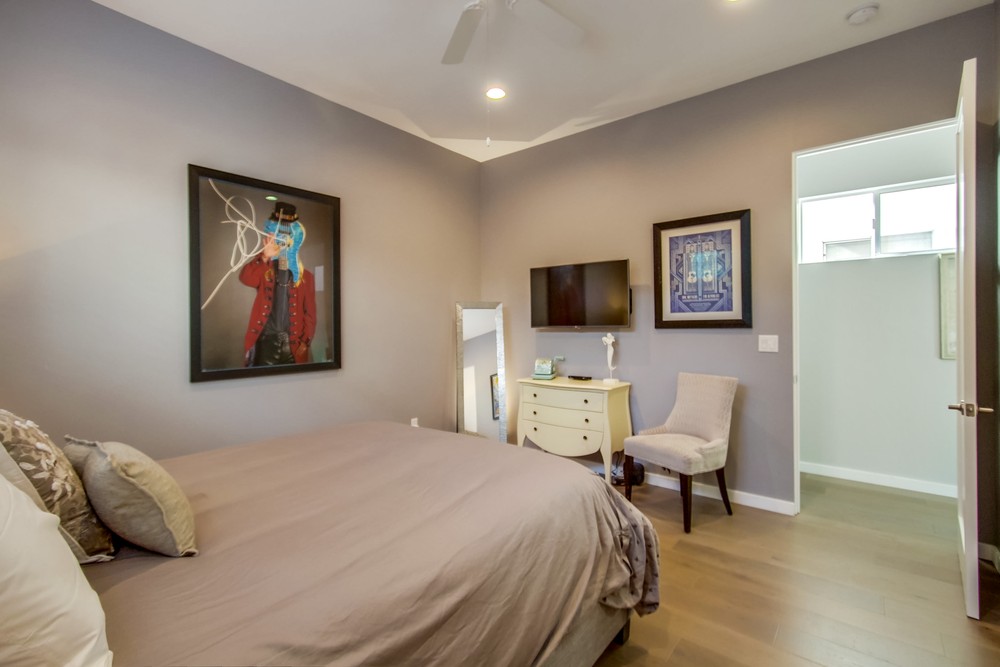Virtual tour photo 46 of 78 for 945 Law St