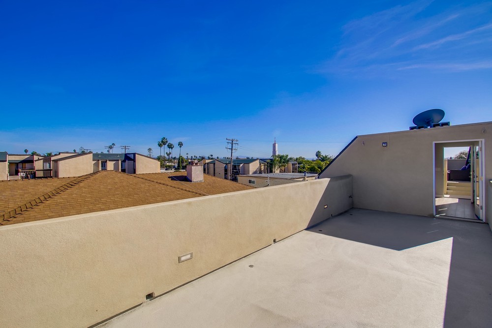 Virtual tour photo 55 of 78 for 945 Law St