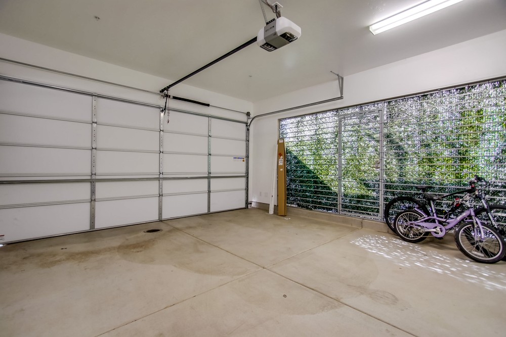 Virtual tour photo 71 of 78 for 945 Law St