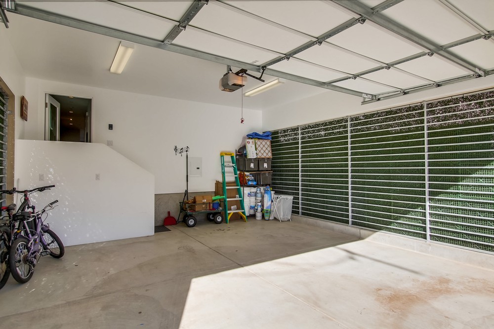Virtual tour photo 73 of 78 for 945 Law St