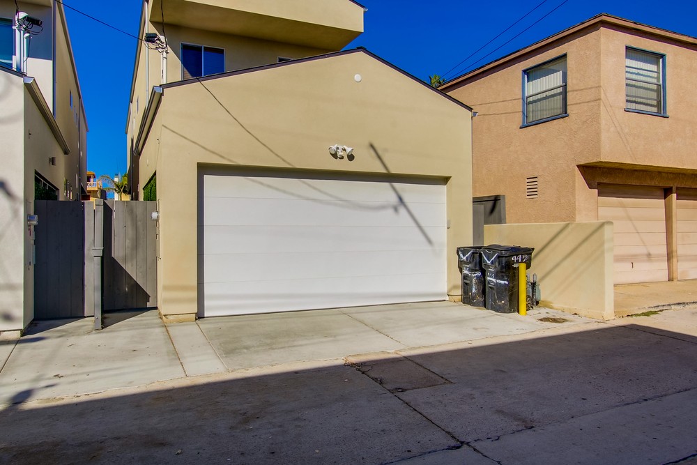 Virtual tour photo 78 of 78 for 945 Law St