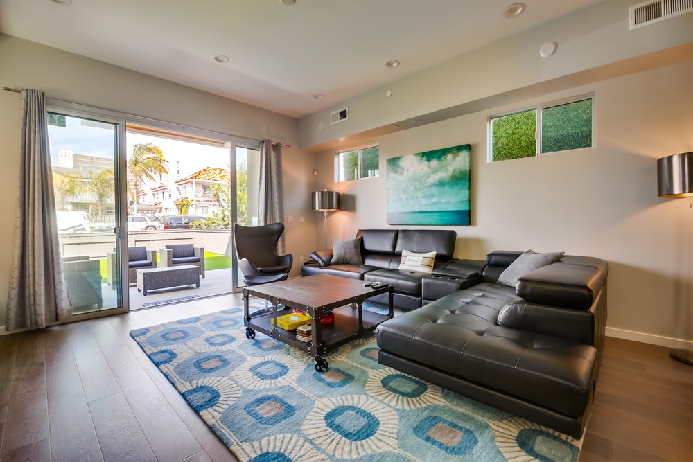 Virtual tour photo 13 of 59 for 945 Law St