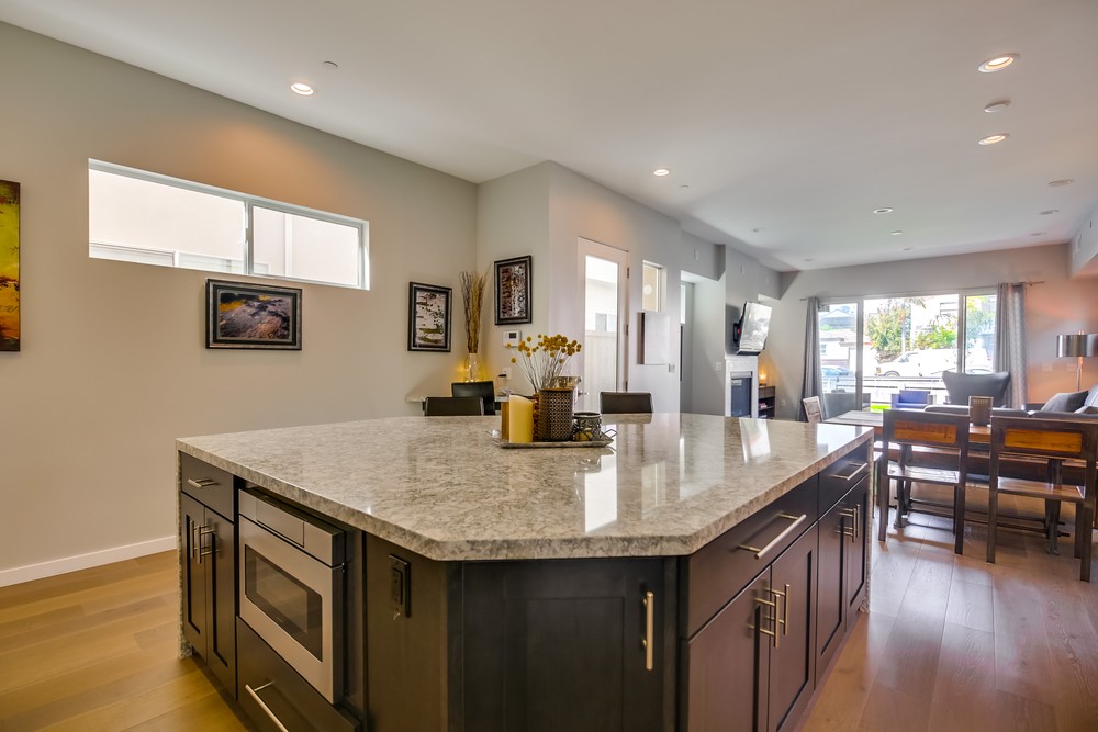 Virtual tour photo 22 of 59 for 945 Law St