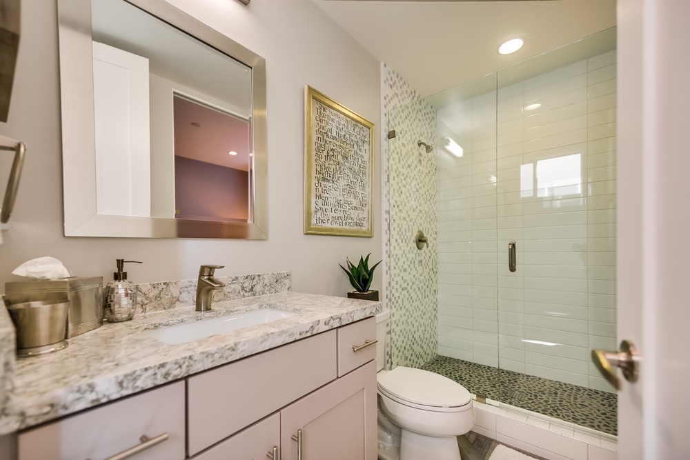 Virtual tour photo 27 of 59 for 945 Law St