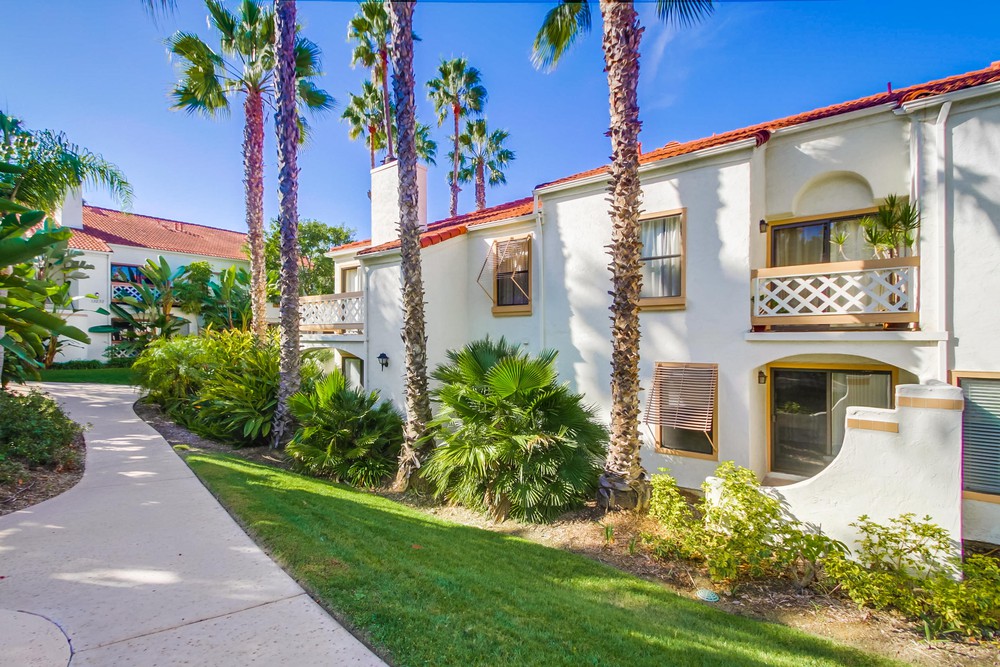 Virtual tour photo 42 of 47 for 9459 Fairgrove Ln UNIT 105