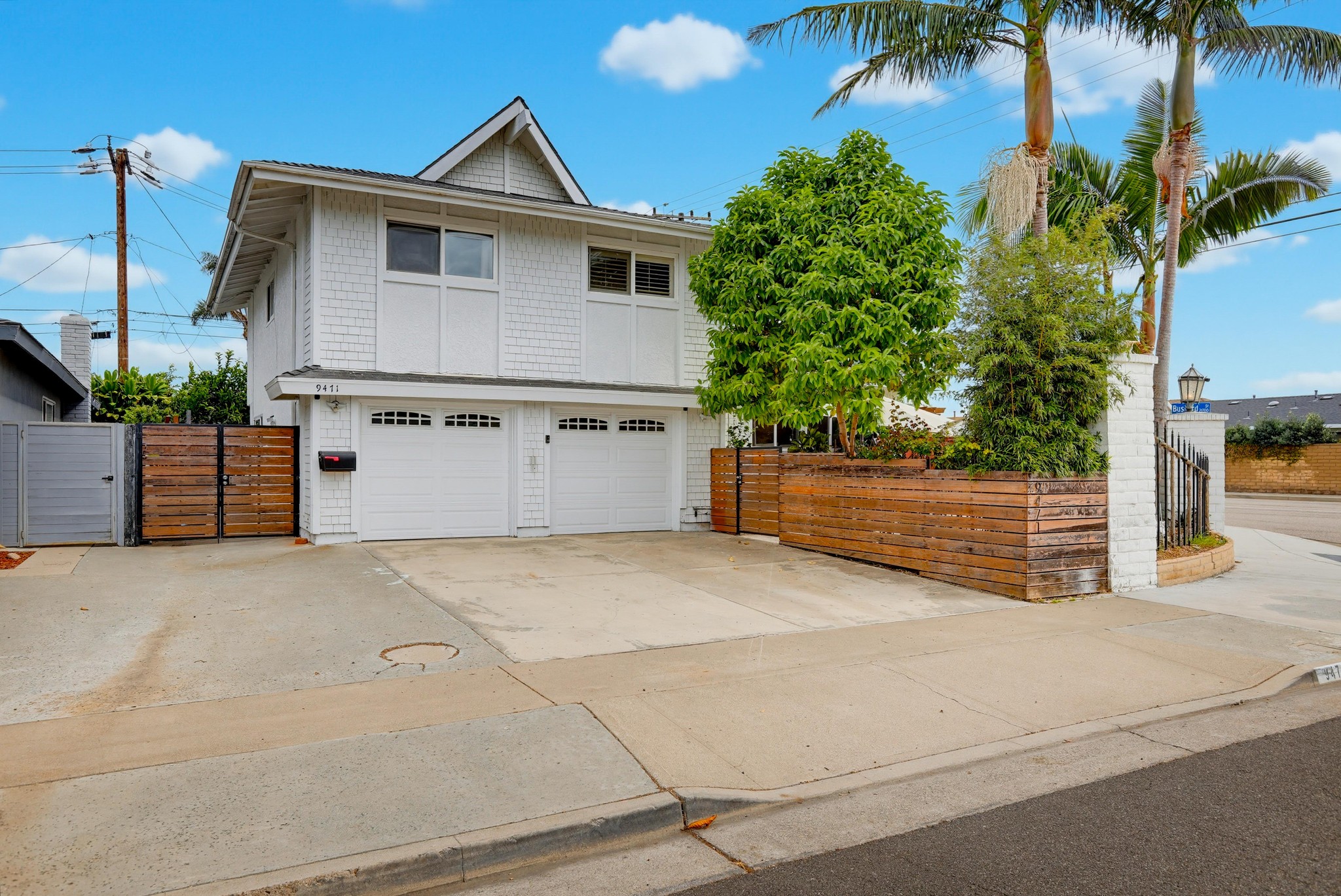 Virtual tour photo 3 of 64 for 9471 Mokihana Dr