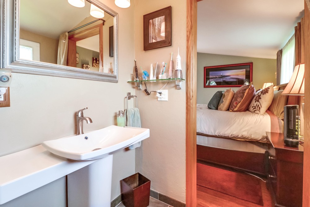 Virtual tour photo 40 of 76 for 9479 Yolanda Ave