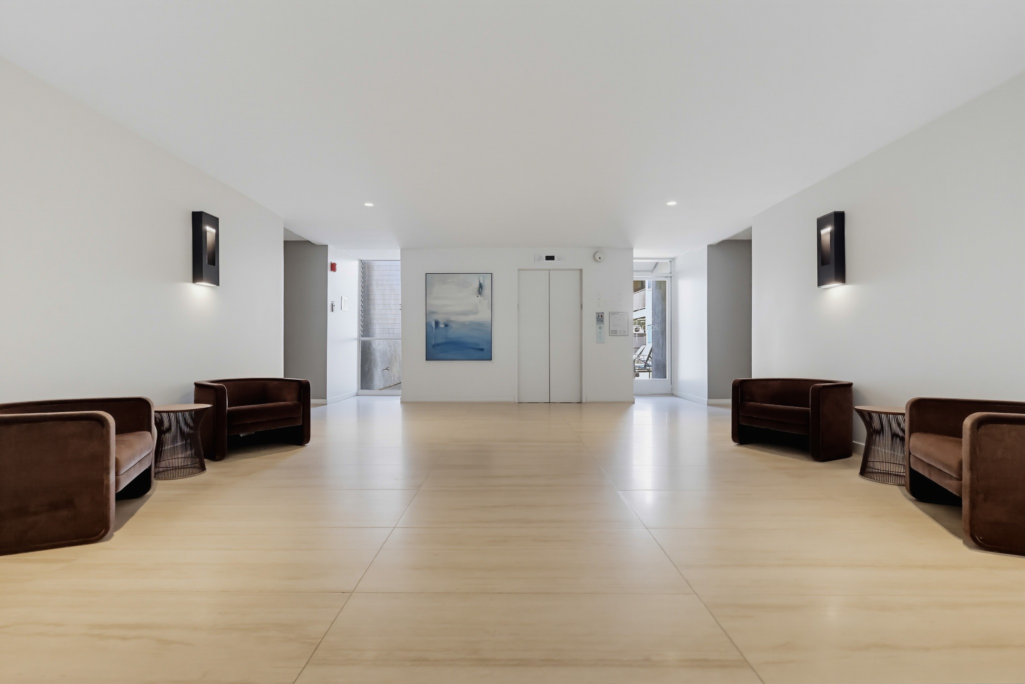 Virtual tour photo 7 of 62 for 949 Kings Rd Apt 308