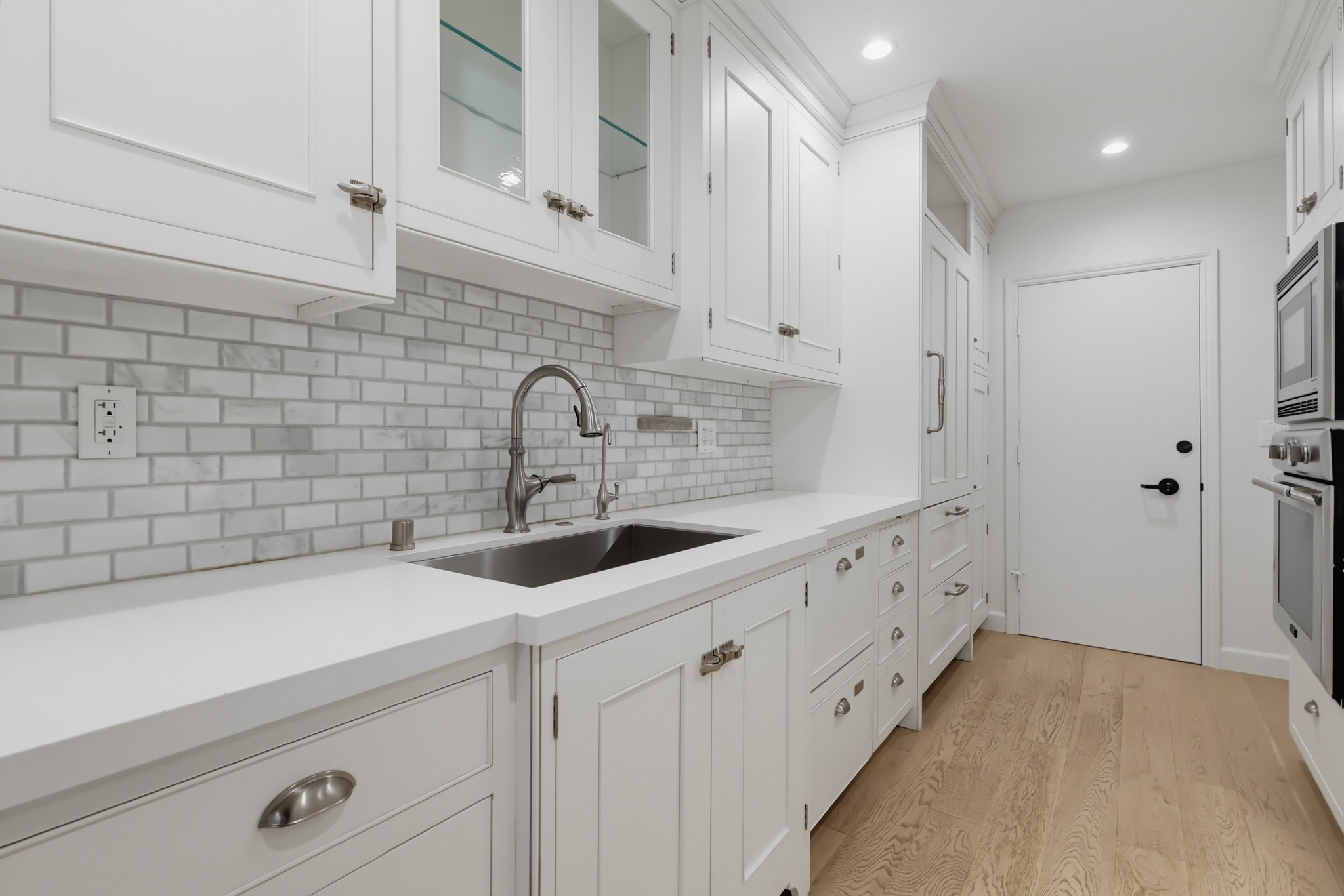 Virtual tour photo 20 of 62 for 949 Kings Rd Apt 308