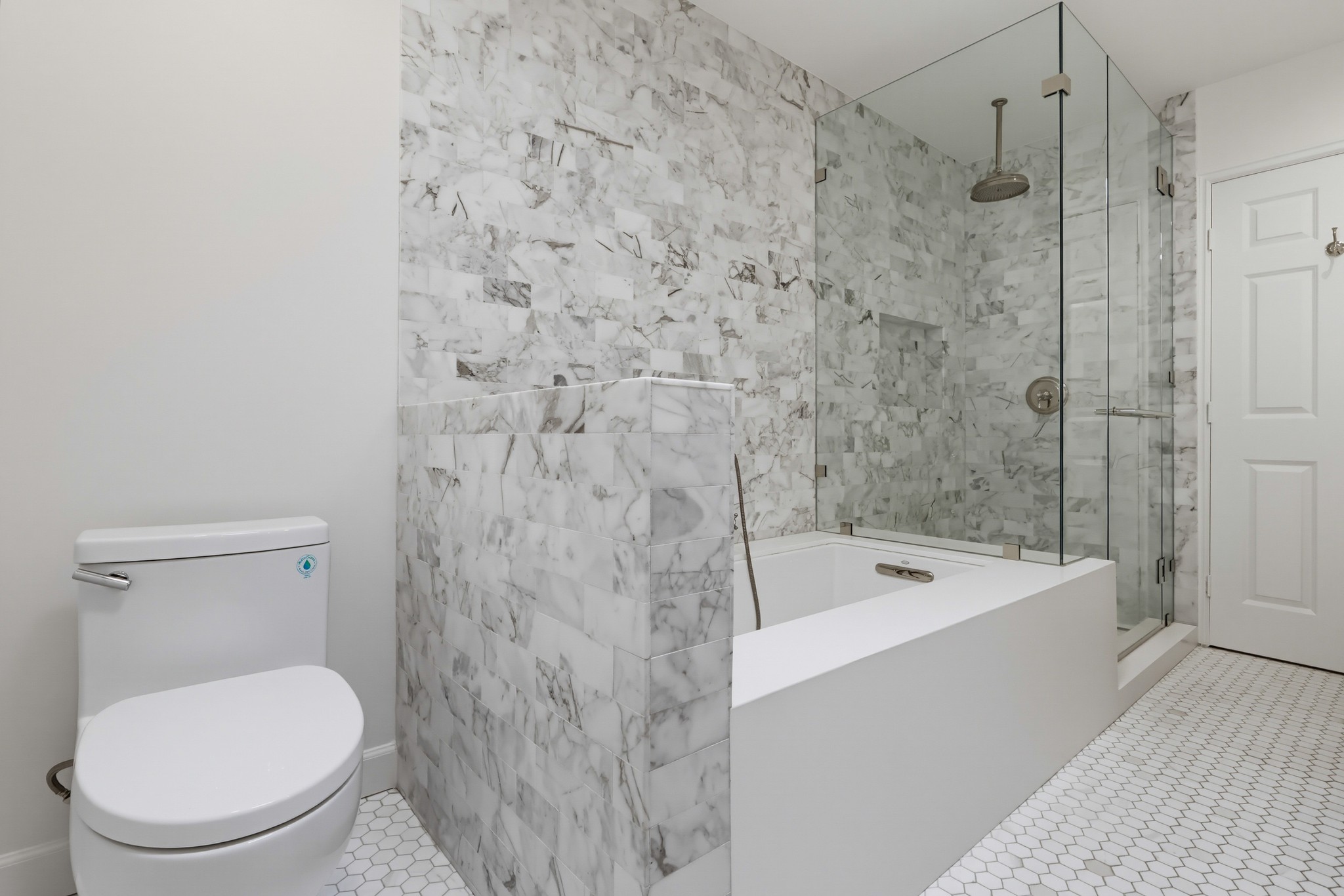 Virtual tour photo 46 of 62 for 949 Kings Rd Apt 308