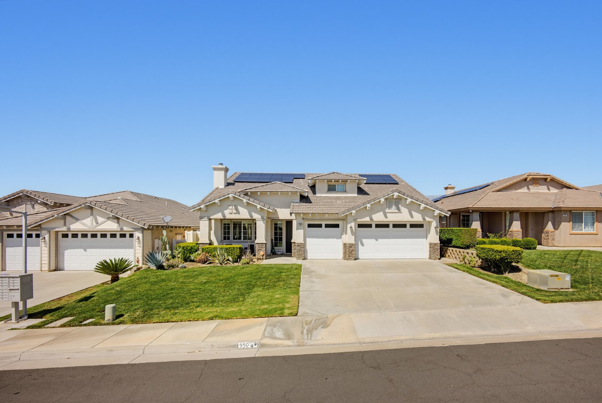 Virtual tour photo 1 of 64 for 950 Brownie Way