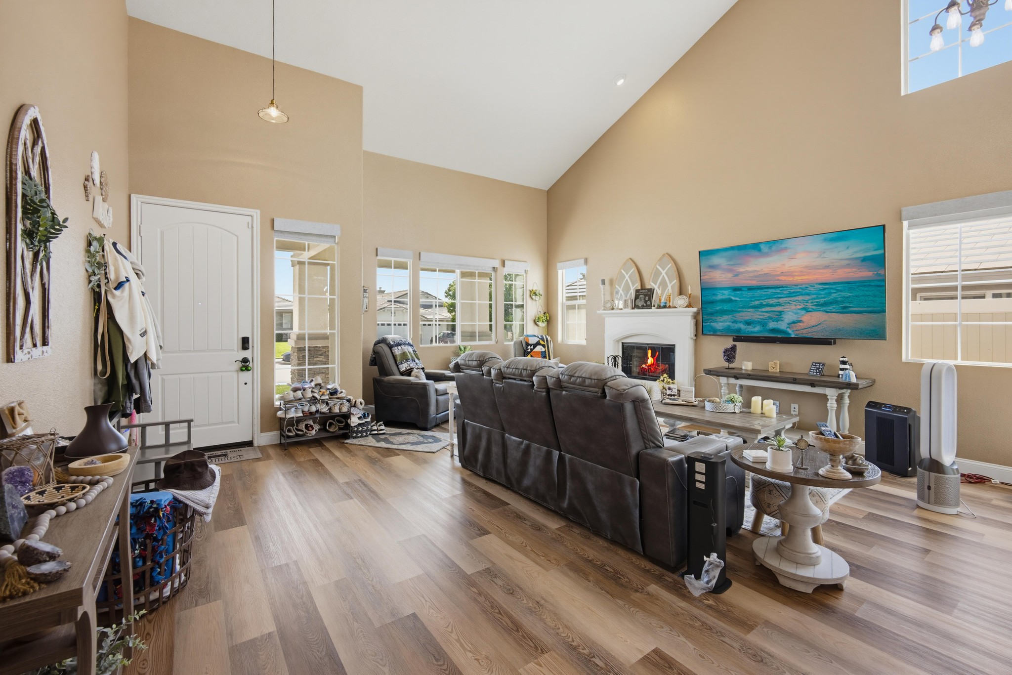 Virtual tour photo 10 of 64 for 950 Brownie Way