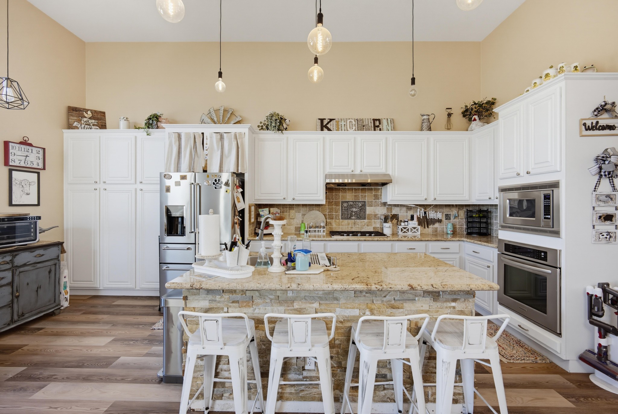 Virtual tour photo 17 of 64 for 950 Brownie Way