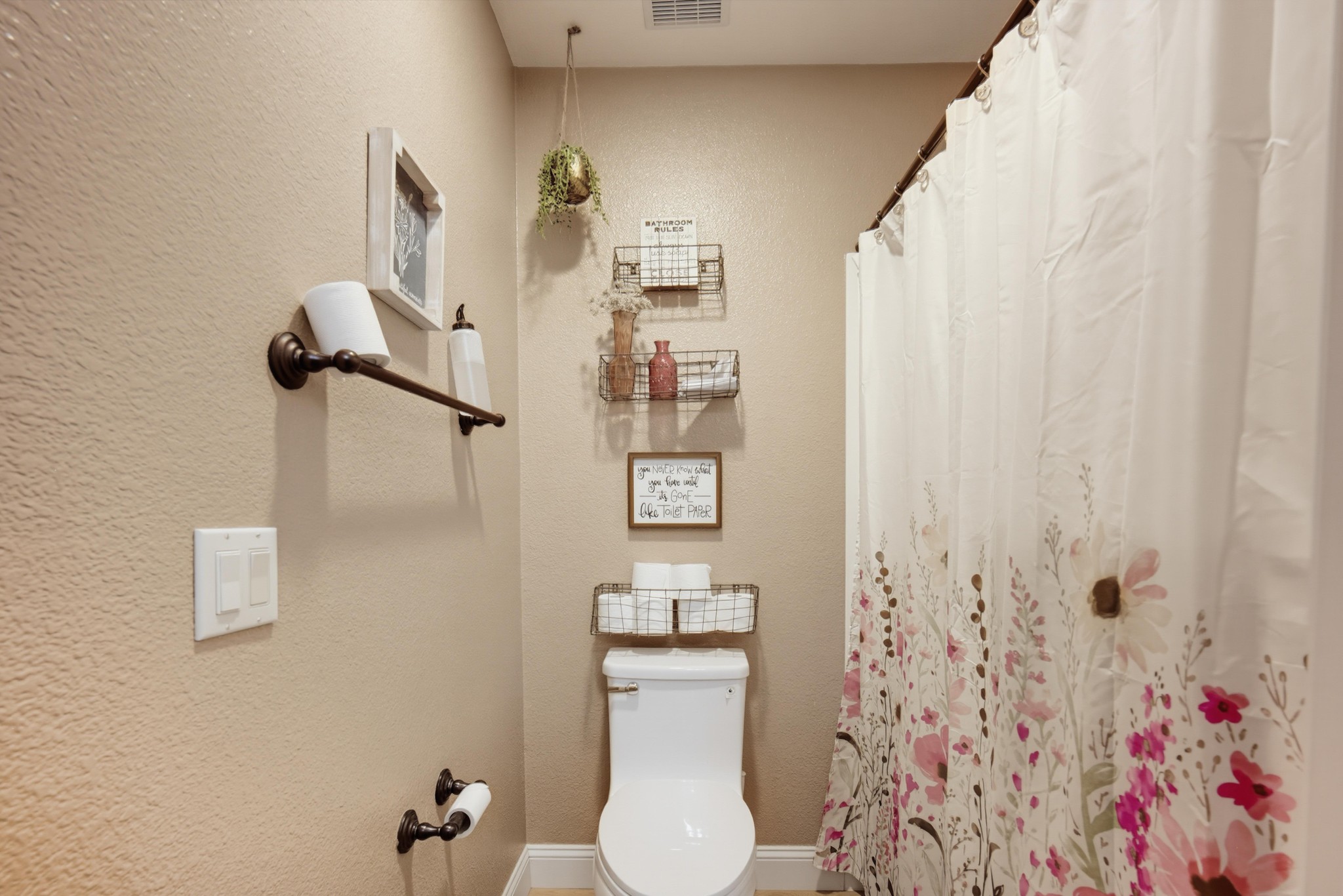 Virtual tour photo 27 of 64 for 950 Brownie Way