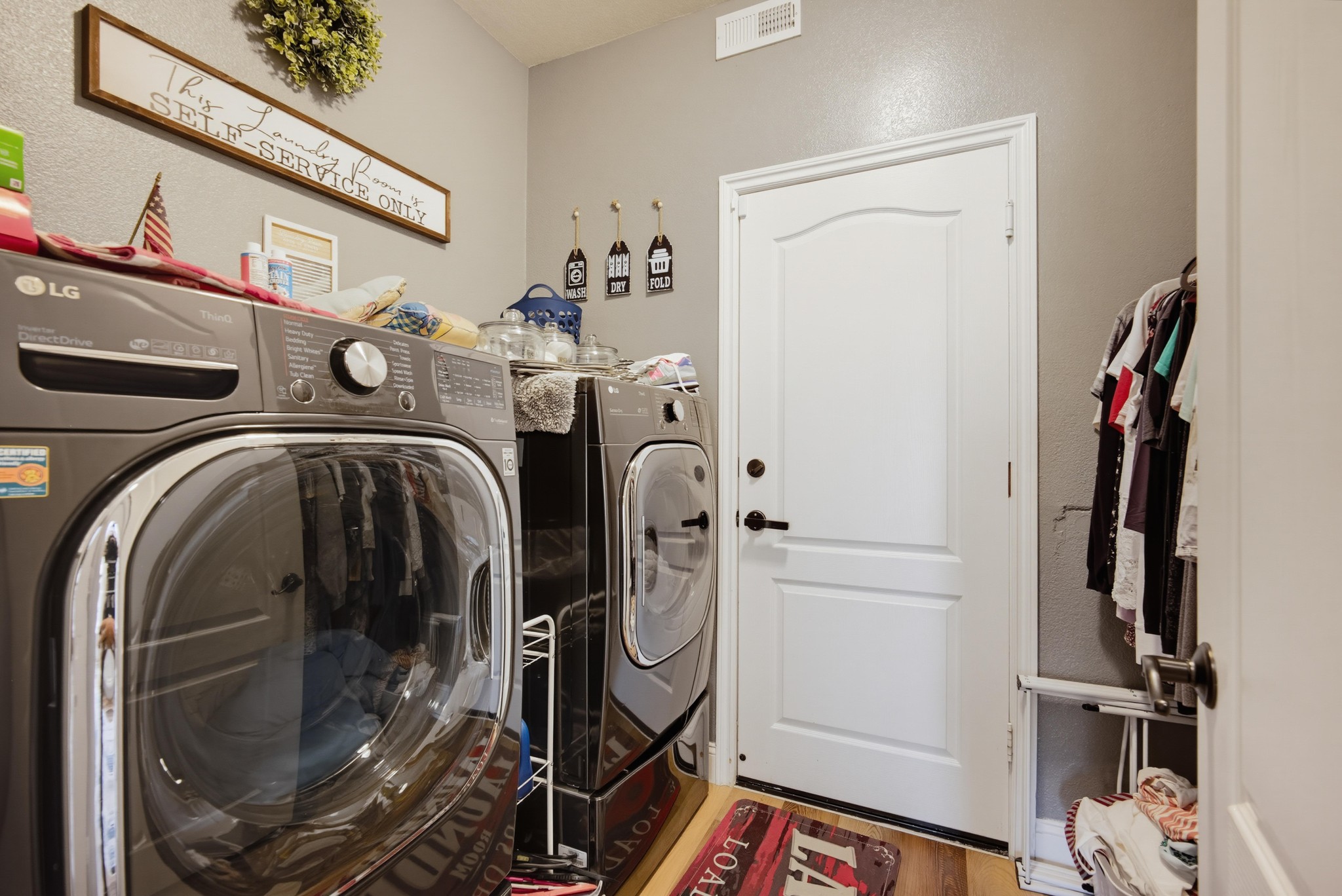 Virtual tour photo 30 of 64 for 950 Brownie Way