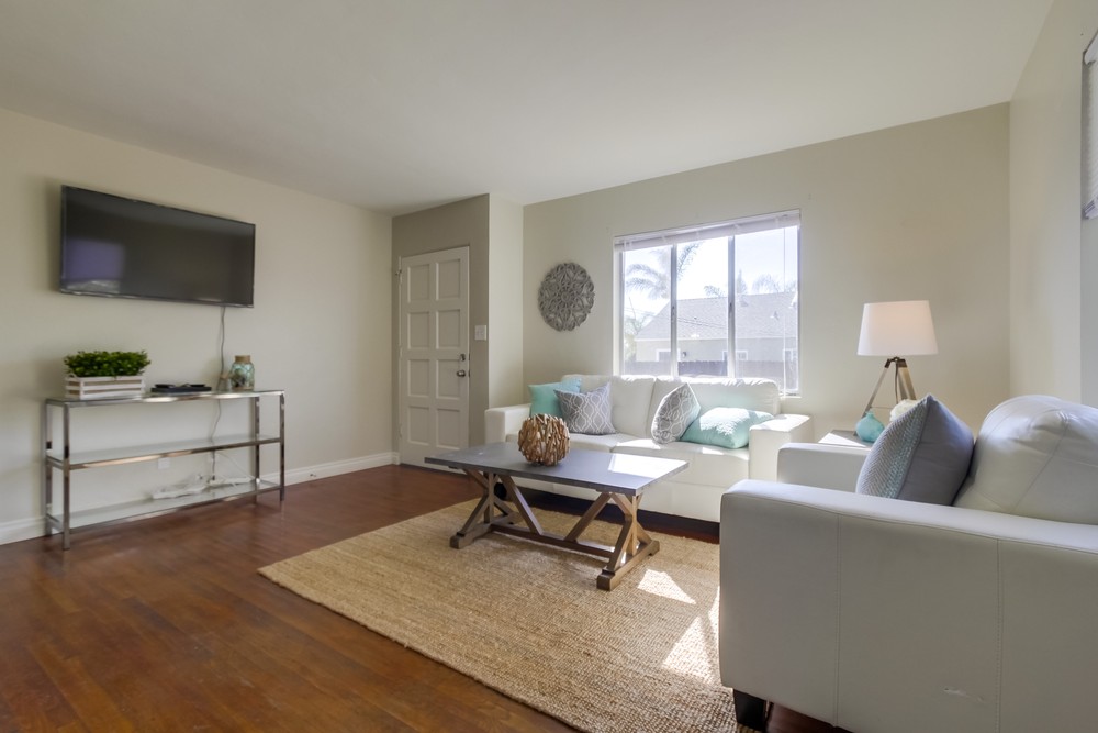 Virtual tour photo 9 of 28 for 950 Missouri St