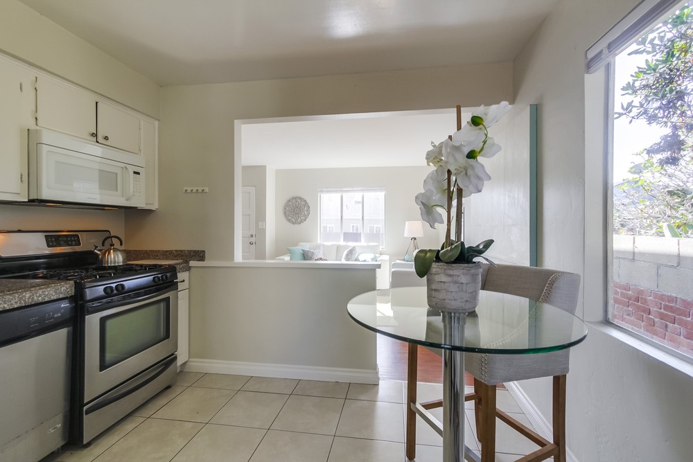 Virtual tour photo 16 of 28 for 950 Missouri St