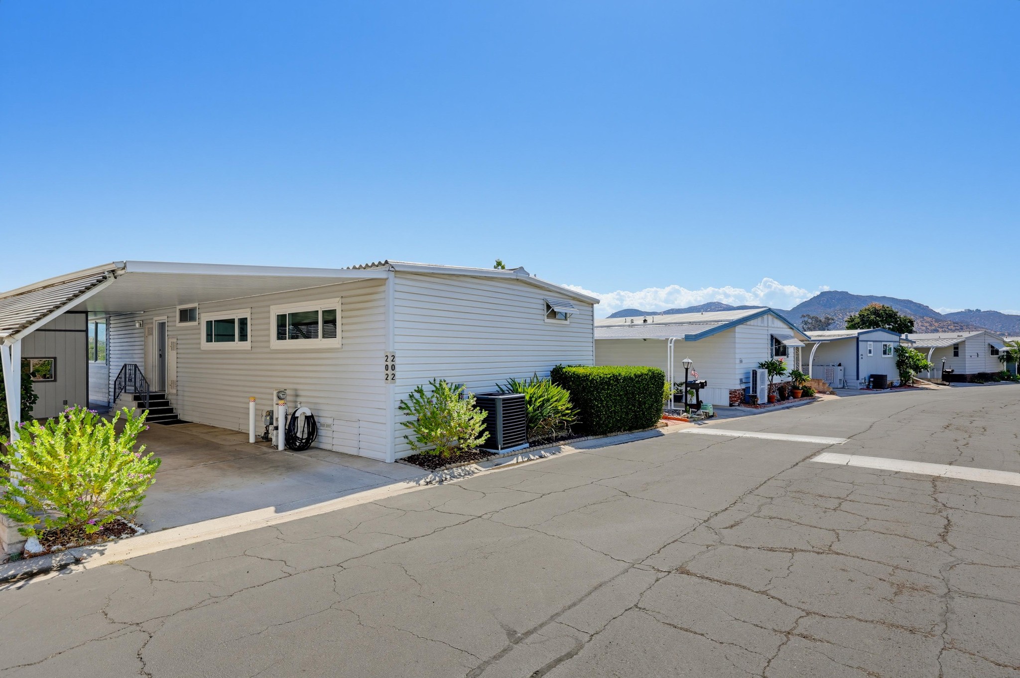 Virtual tour photo 4 of 72 for 9500 Harritt Rd