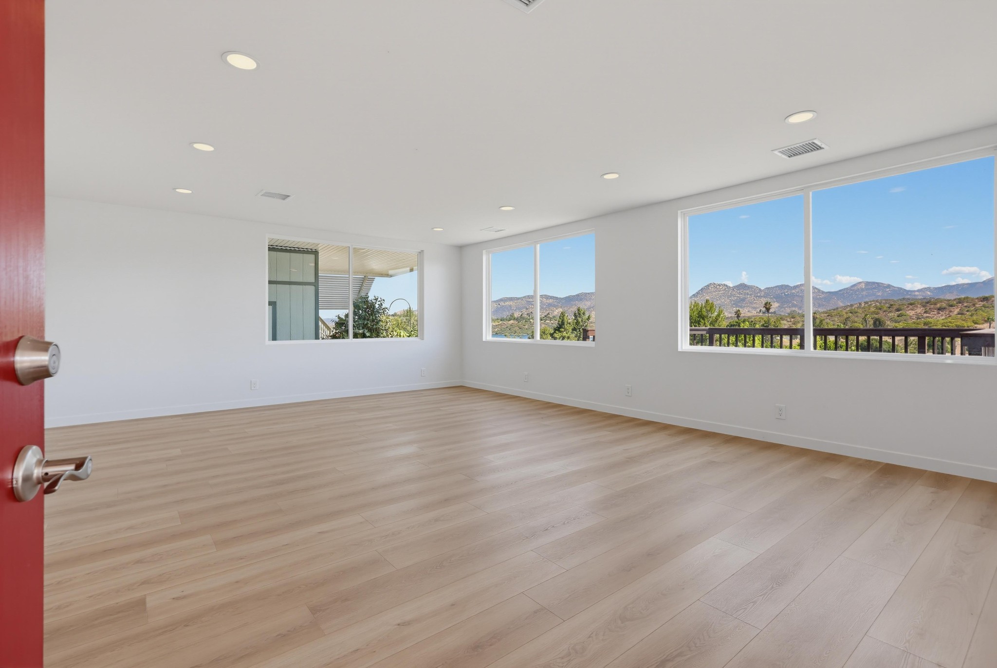 Virtual tour photo 10 of 72 for 9500 Harritt Rd