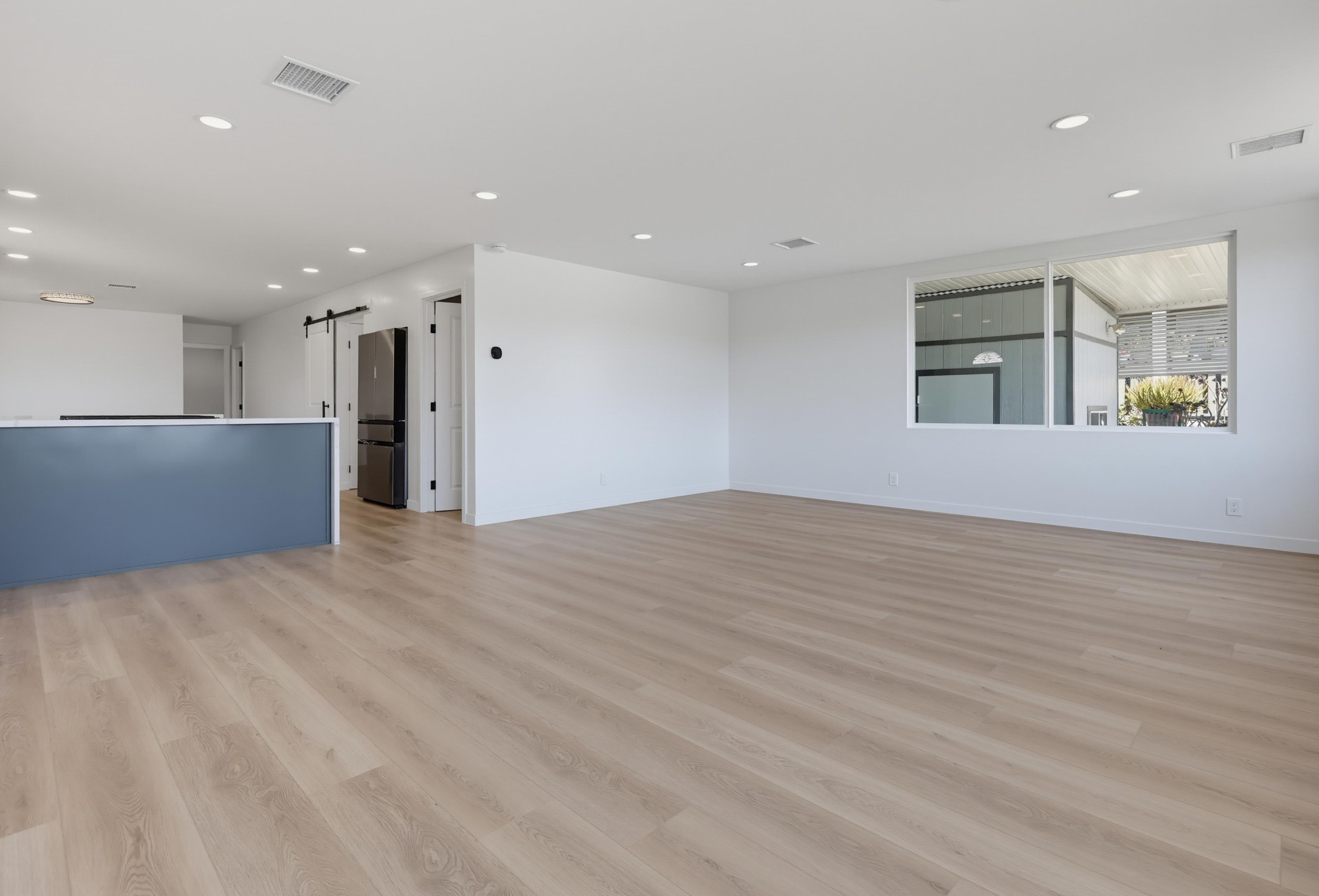 Virtual tour photo 12 of 72 for 9500 Harritt Rd