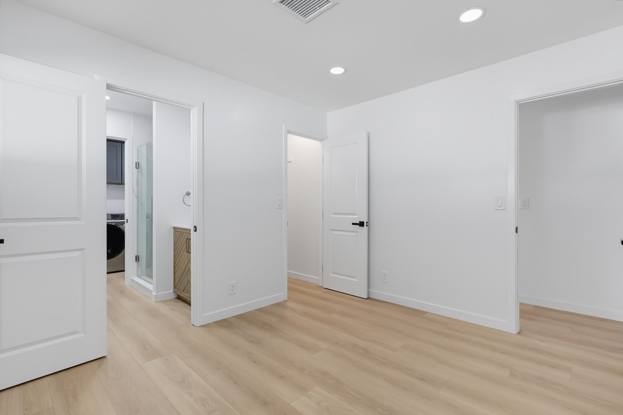 Virtual tour photo 41 of 72 for 9500 Harritt Rd