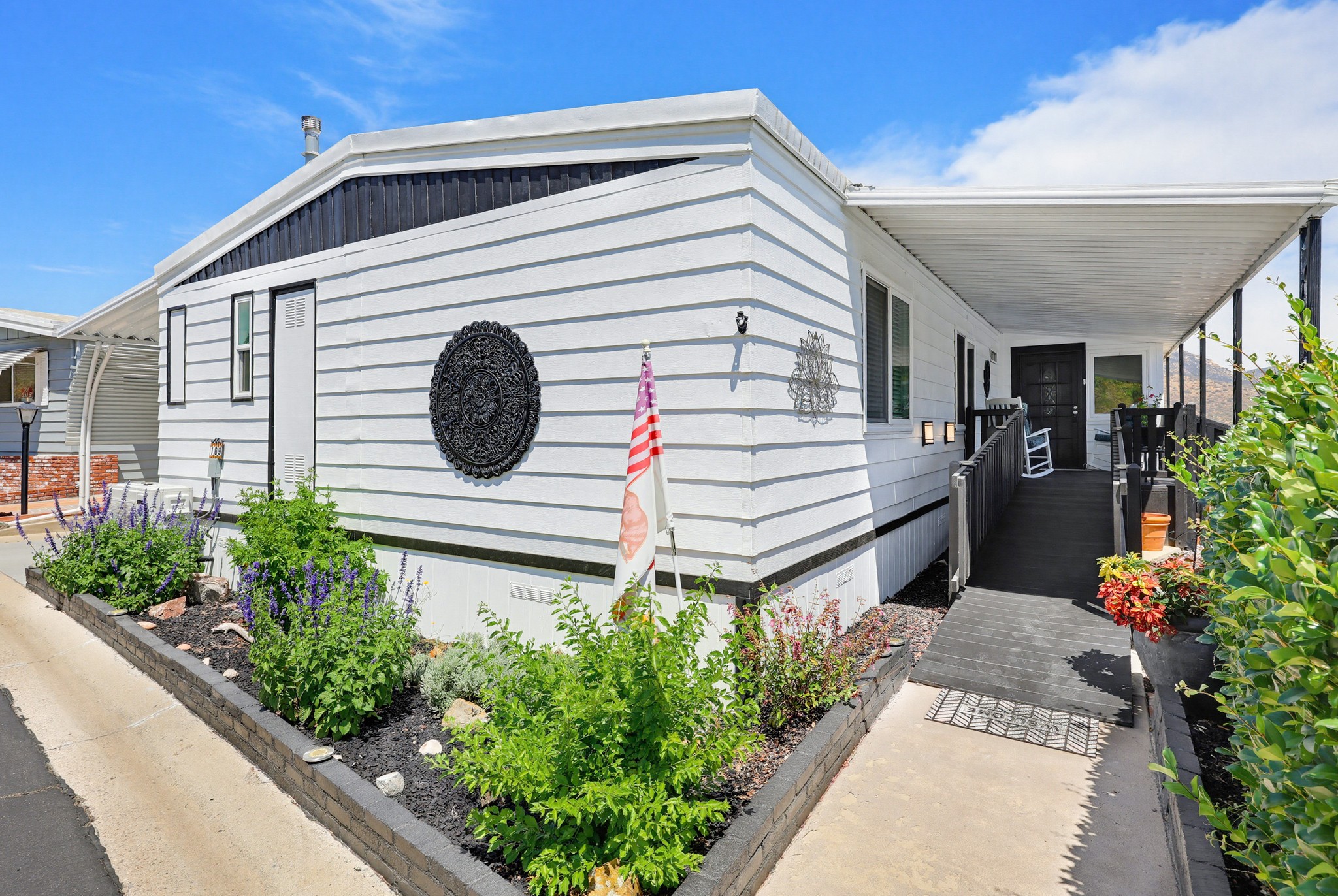 Virtual tour photo 4 of 77 for 9500 Harritt Rd Spc 189
