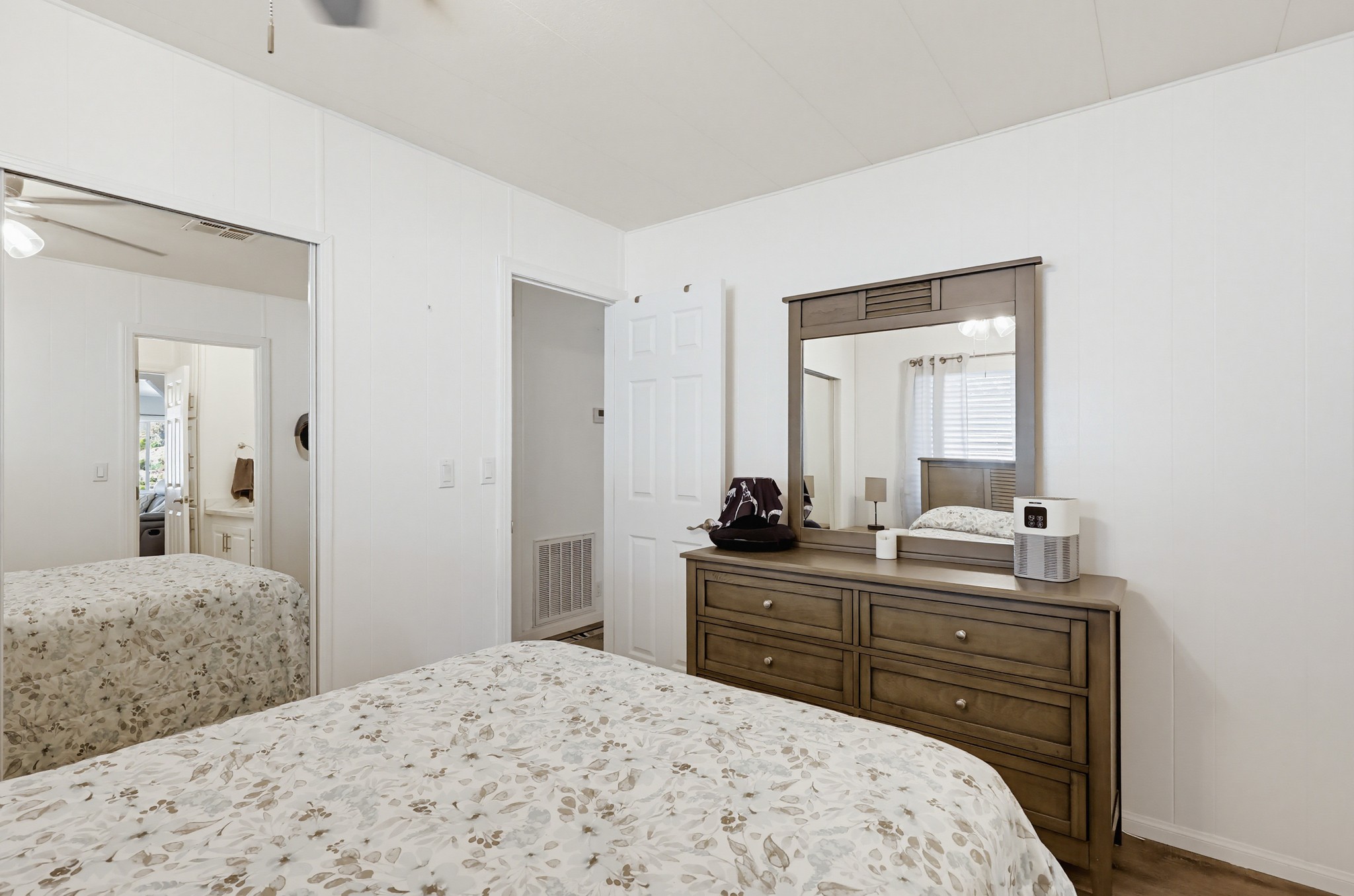 Virtual tour photo 49 of 77 for 9500 Harritt Rd Spc 189
