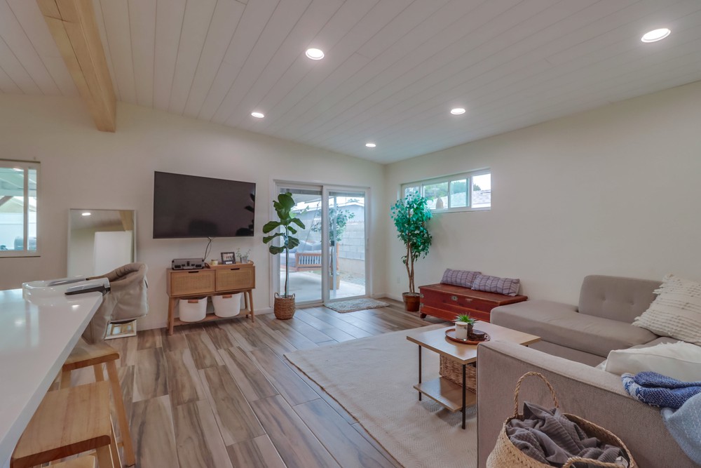 Virtual tour photo 6 of 68 for 951 14th St