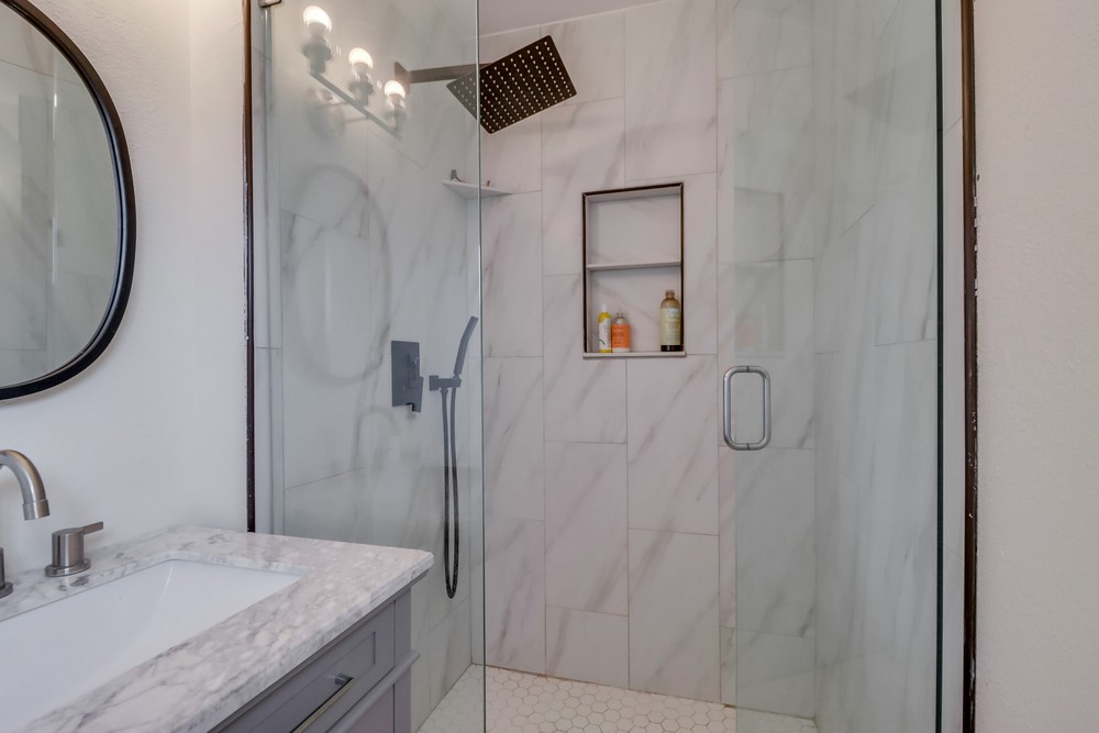 Virtual tour photo 23 of 68 for 951 14th St